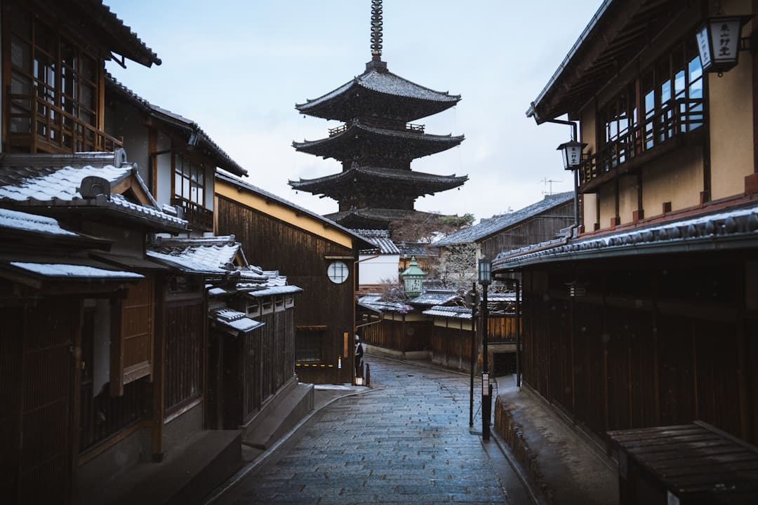 古偶网剧《一梦如初》今天上线 解锁双向救赎宿命爱恋